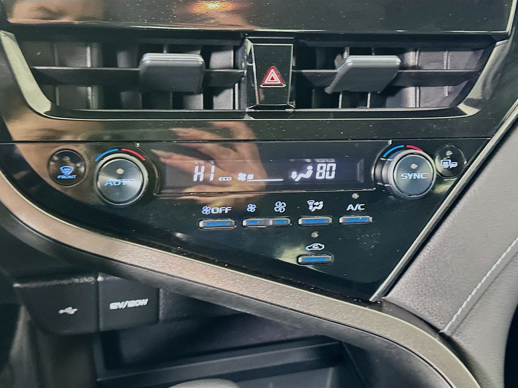 Thumbnail: 2024 Toyota Camry - 15