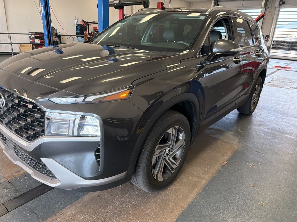 View vehicle photo 2