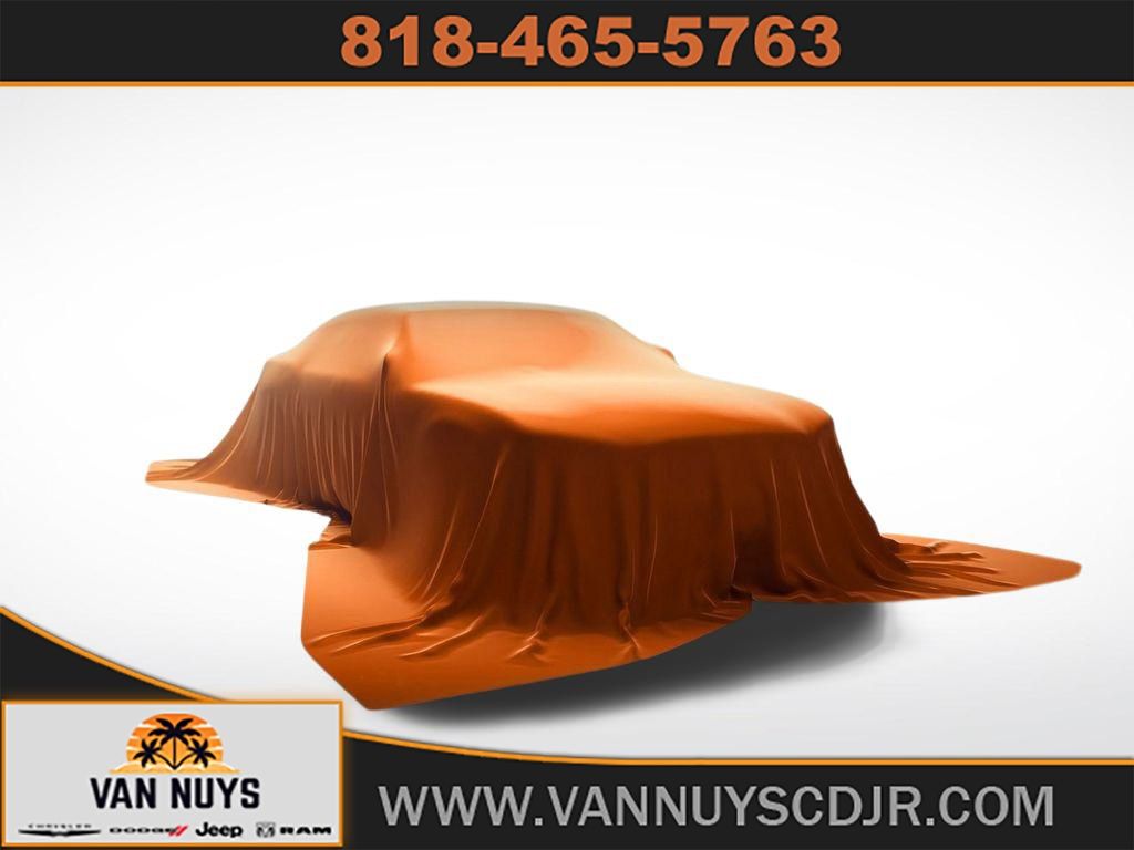 2025 Chrysler Voyager LX FWD