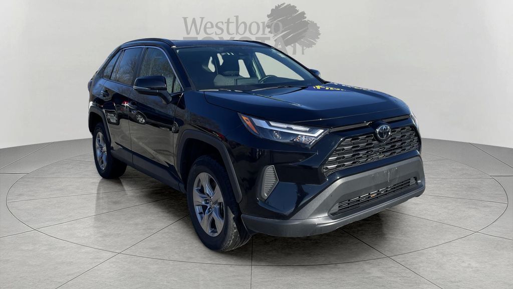 2025 Toyota RAV4 XLE AWD