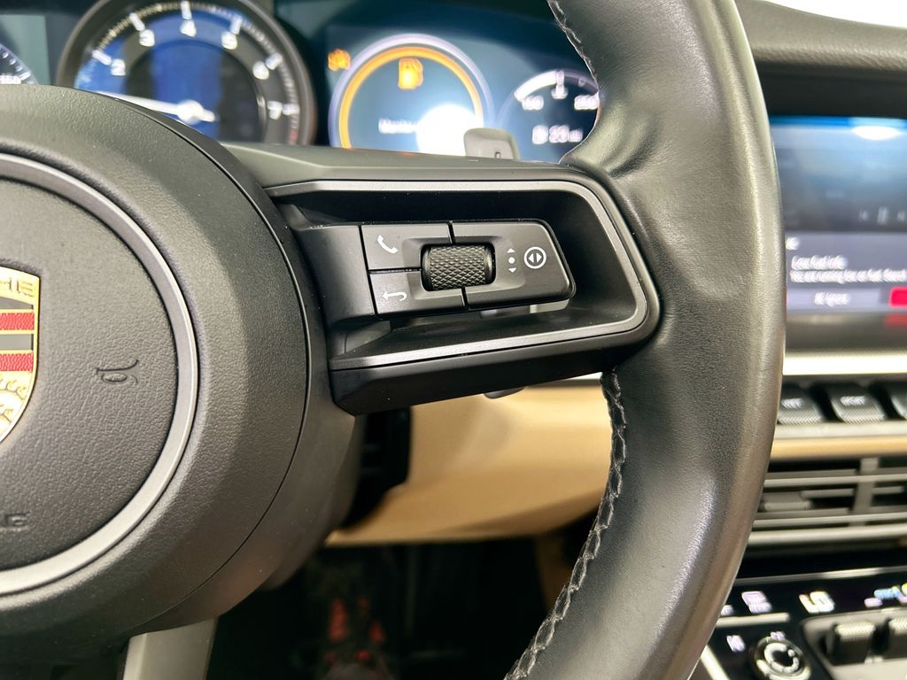 Thumbnail: 2020 Porsche 911 - 14