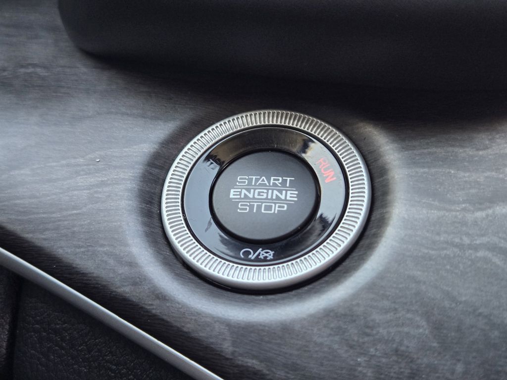 used 2022 Jeep Grand Cherokee car, priced at $22,665