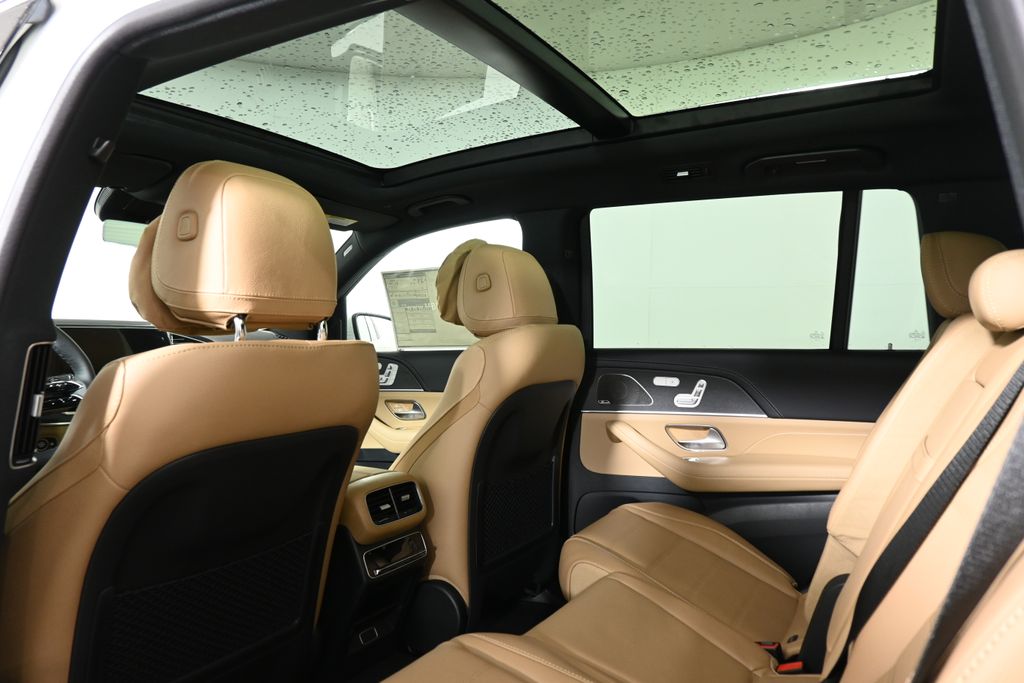 Thumbnail: 2025 Mercedes-Benz GLS - 29
