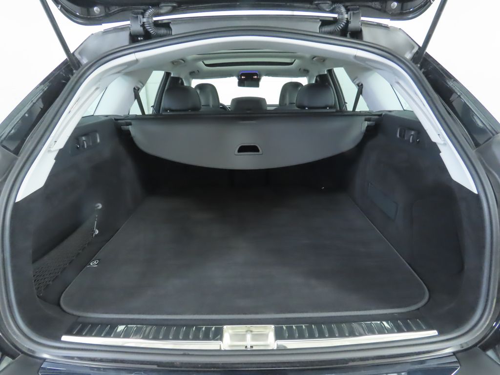 Thumbnail: 2025 Mercedes-Benz E-Class - 29