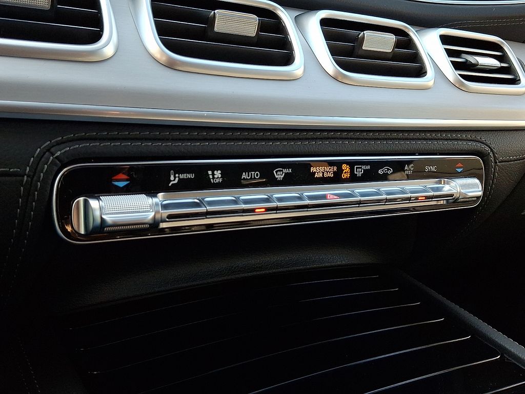 Thumbnail: 2026 Mercedes-Benz GLE - 12