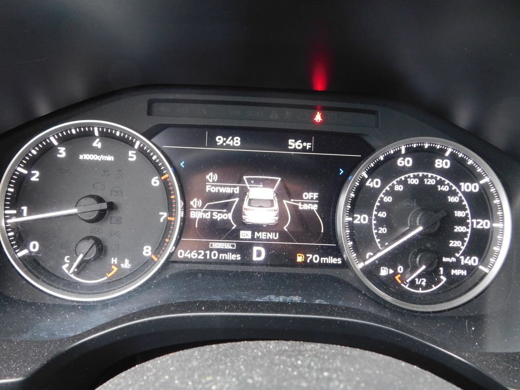 Thumbnail: 2024 Mitsubishi Outlander - 11