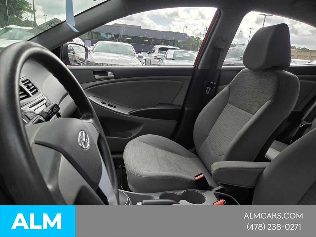 Used 2015 Red Hyundai GLS image 5