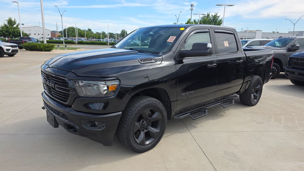 2019 RAM 1500 Big Horn/Lone Star 4x4 Crew Cab 5'7's photo
