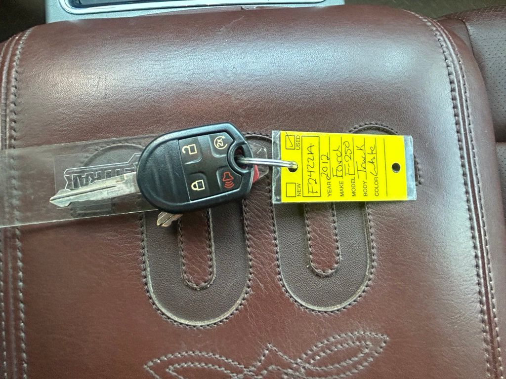 Used 2012 White Ford King Ranch image 17