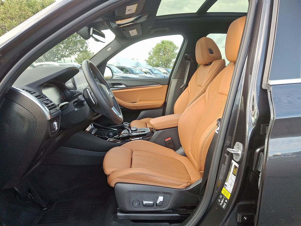 Thumbnail: 2023 BMW X3 - 14
