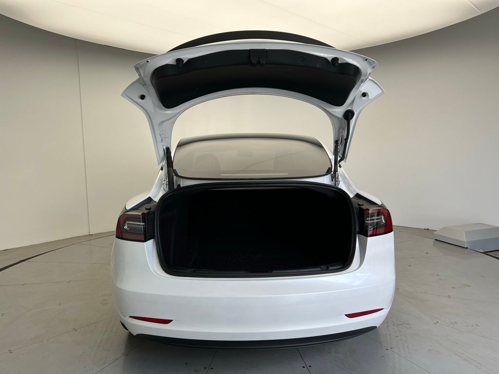Thumbnail: 2023 Tesla Model 3 - 22