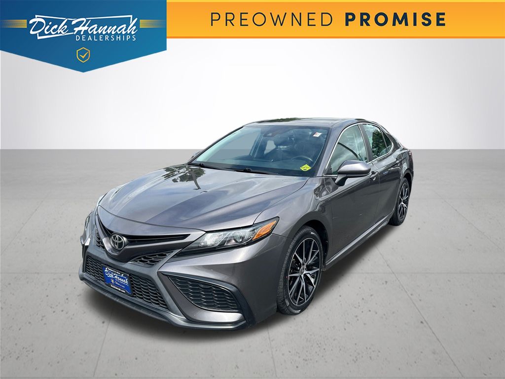 Camry SE