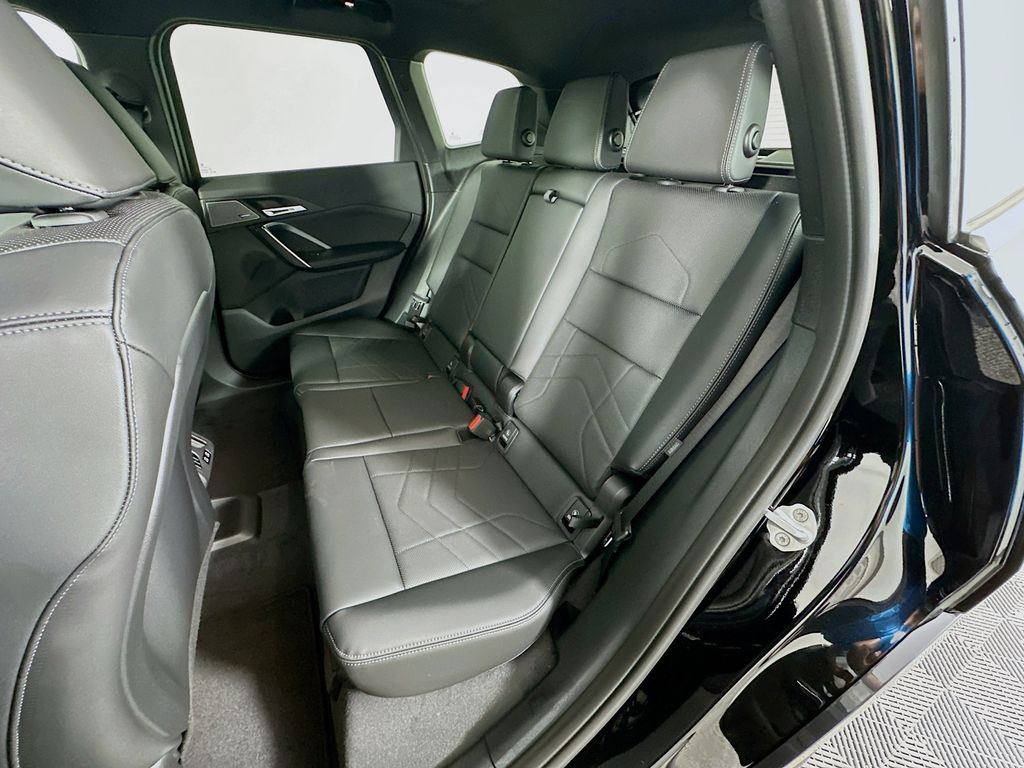 Thumbnail: 2026 BMW X1 - 17