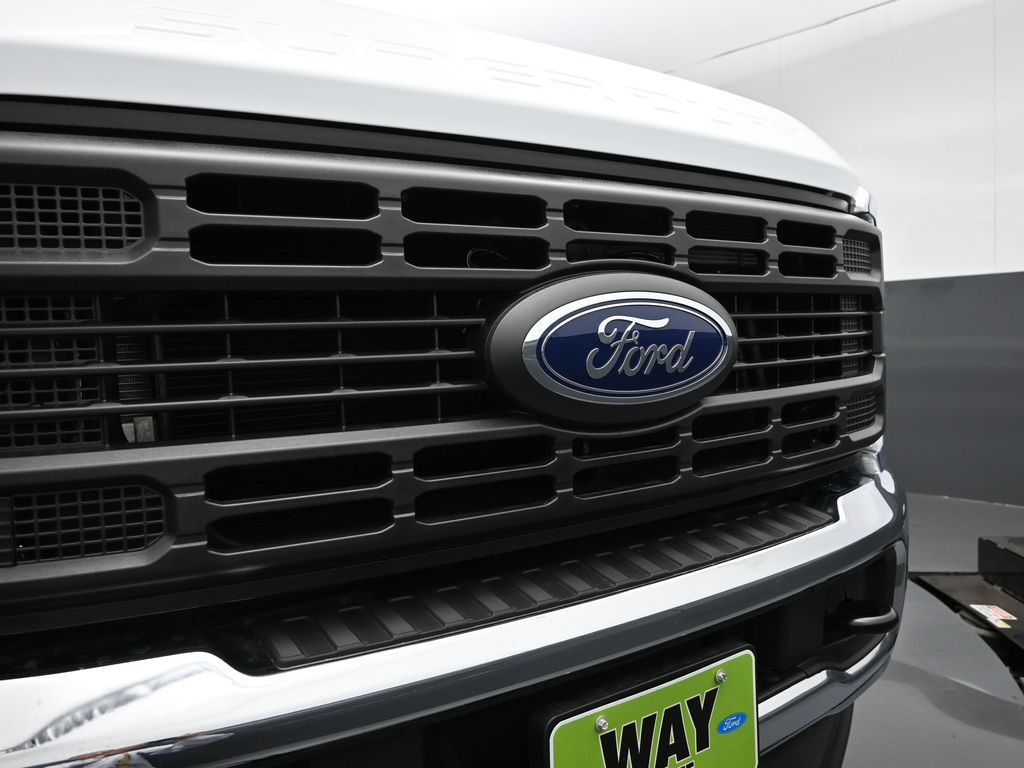 2026 Ford F-250 XL photo 13