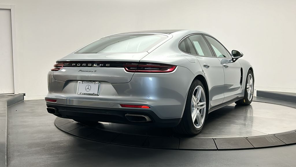 2020 Porsche Panamera Base 7