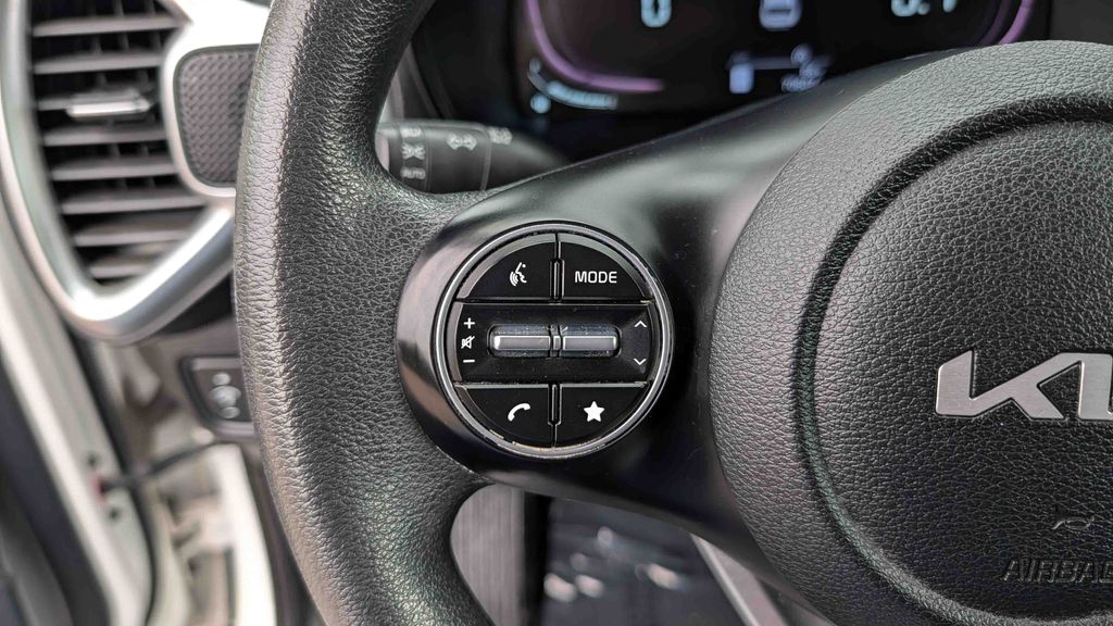 Used 2023 Kia Soul LX 4D Hatchback