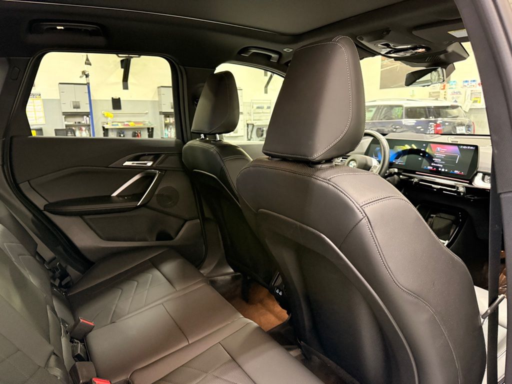 Thumbnail: 2025 BMW X1 - 25