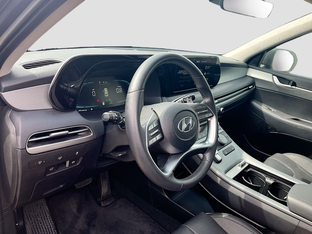 Used 2025 Gray Hyundai XRT image 9
