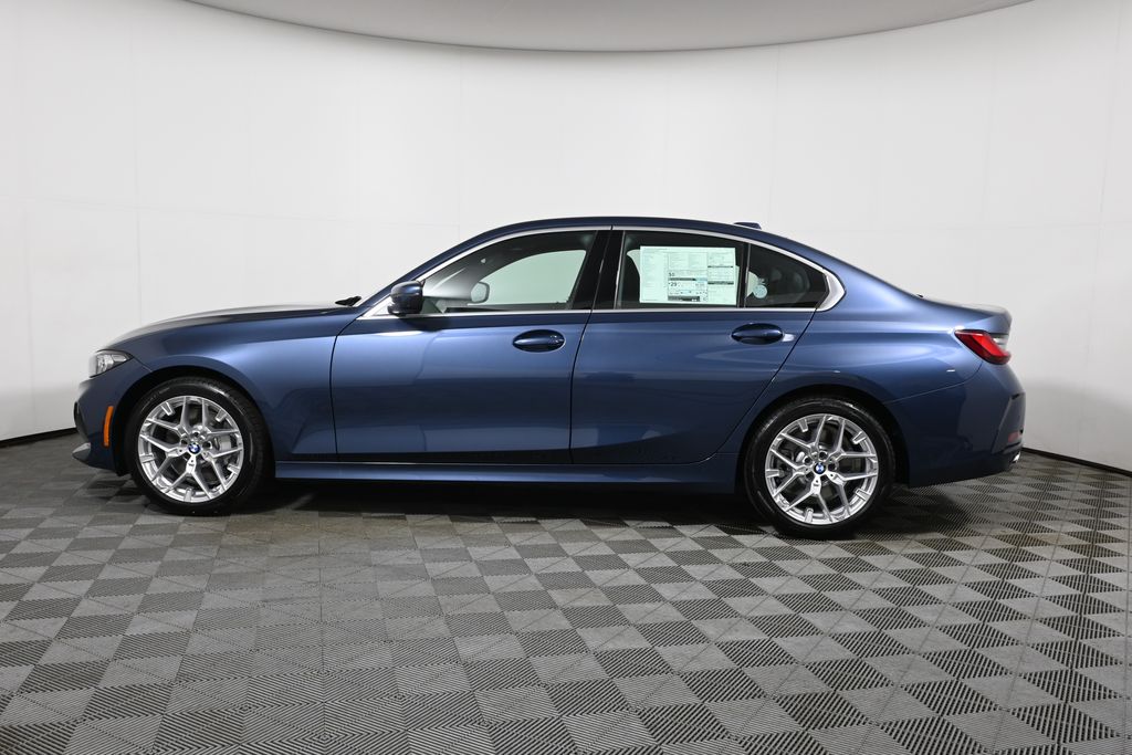 Thumbnail: 2026 BMW 3 Series - 2