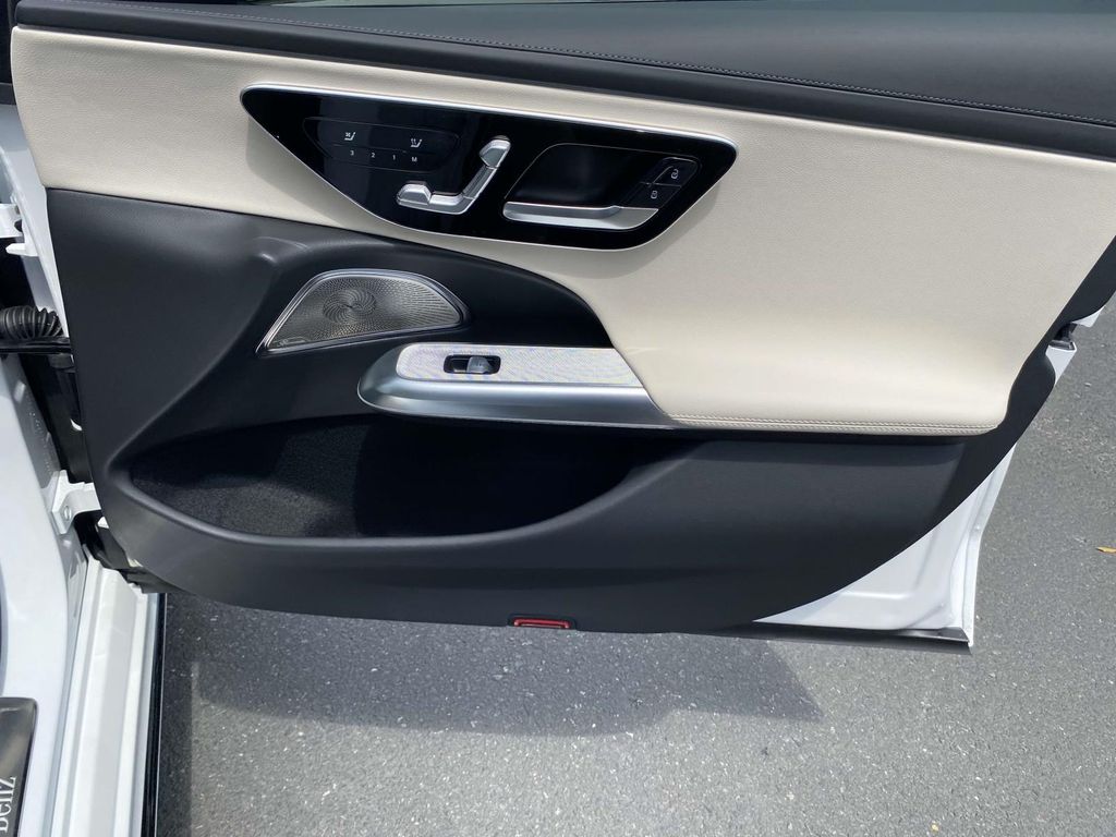 2024 Mercedes-Benz E-Class E 350 9
