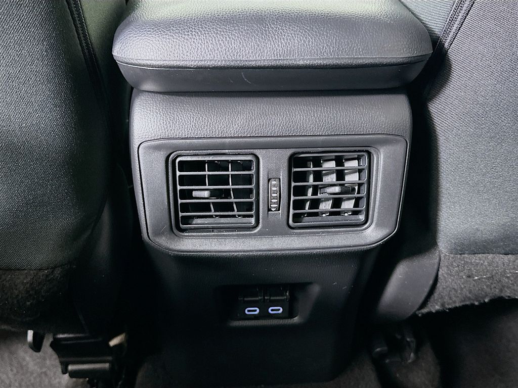 Thumbnail: 2024 Toyota RAV4 - 24