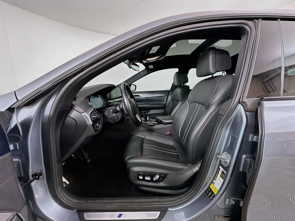 Thumbnail: 2018 BMW 6 Series - 22