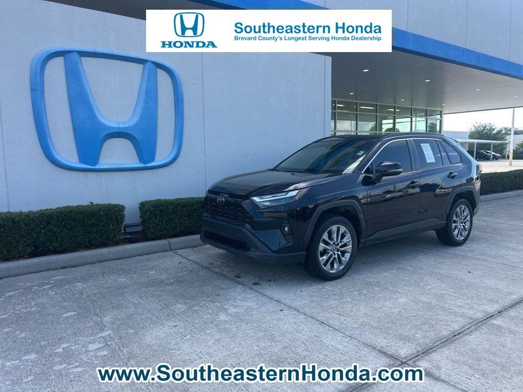 2022 Toyota RAV4 XLE Premium AWD