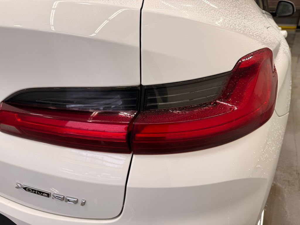 Thumbnail: 2023 BMW X4 - 5