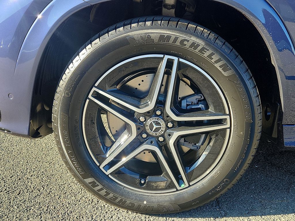 Thumbnail: 2026 Mercedes-Benz GLE - 5