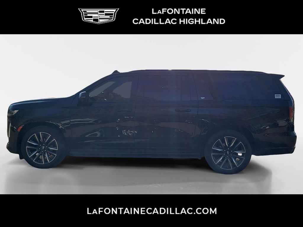 2023 Cadillac Escalade ESV Sport 4