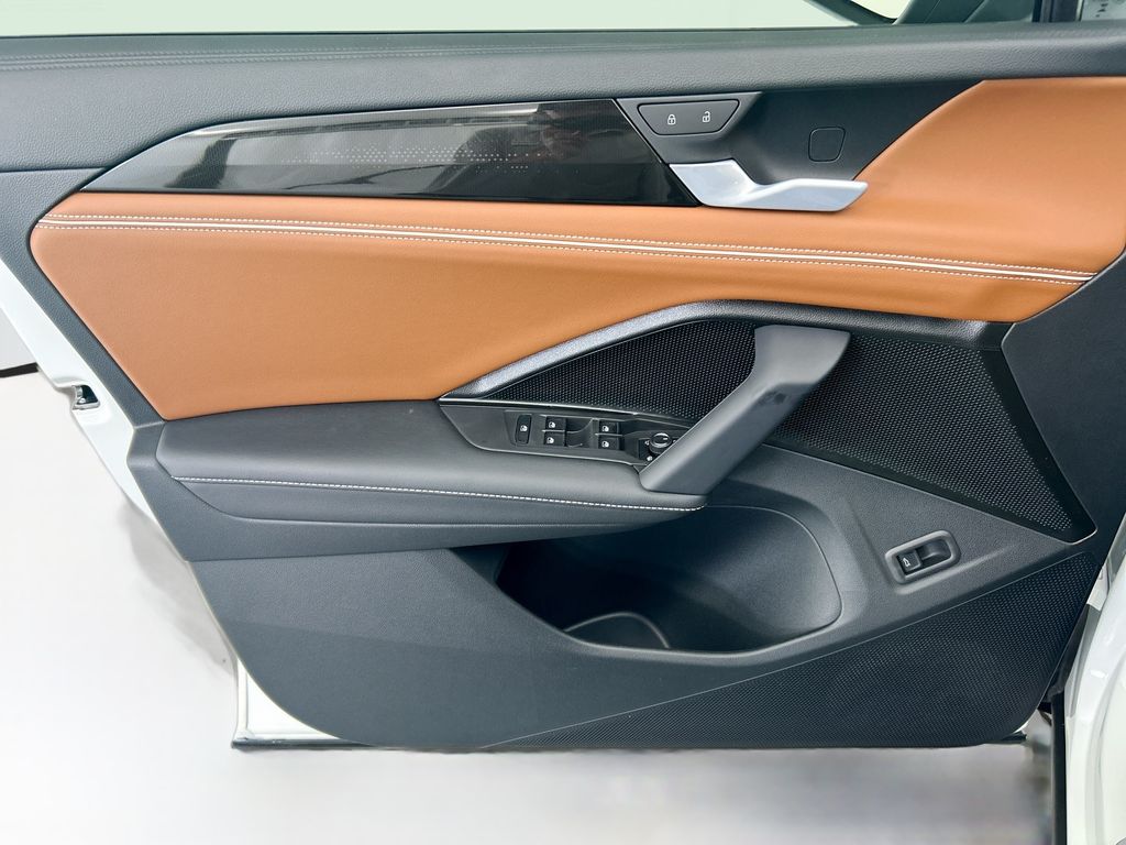 Thumbnail: 2026 Volkswagen Tiguan - 23