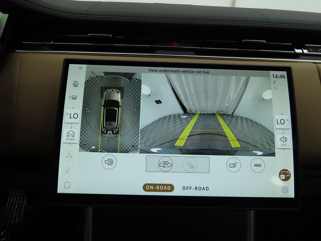 2025 Land Rover Range Rover SE 17