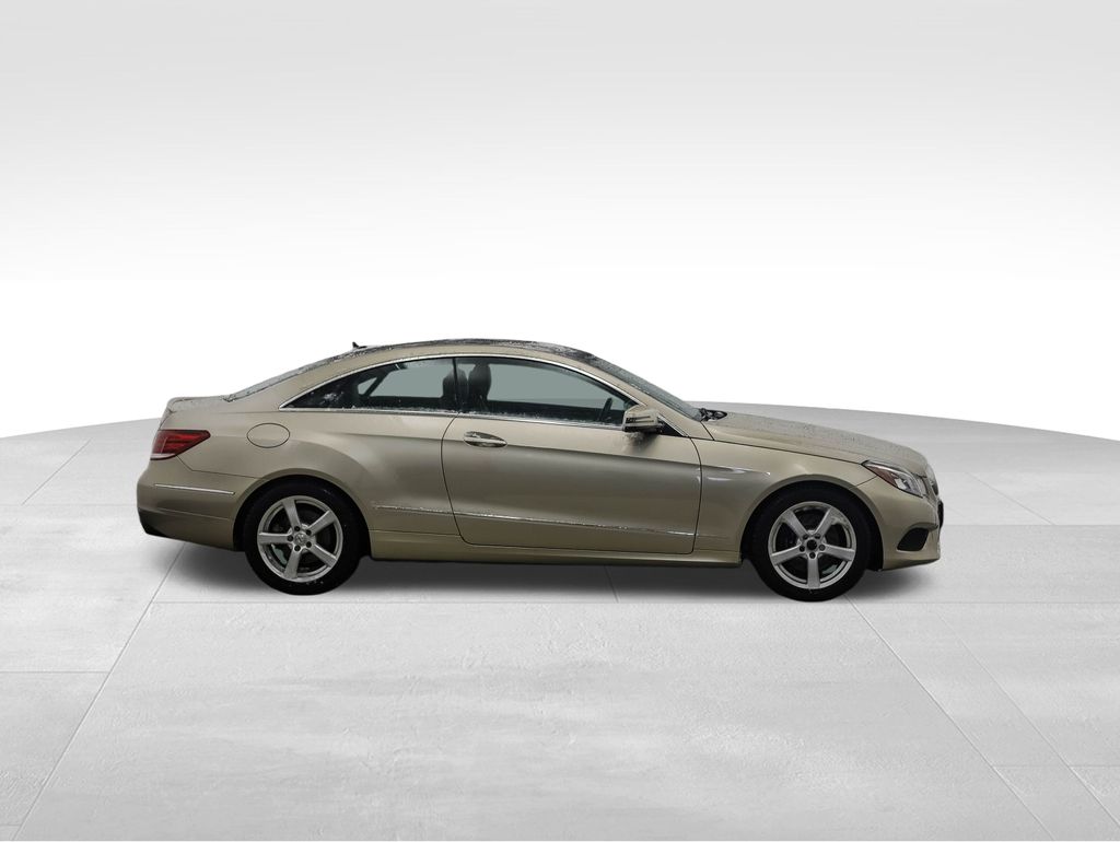 Thumbnail: 2015 Mercedes-Benz E-Class - 6