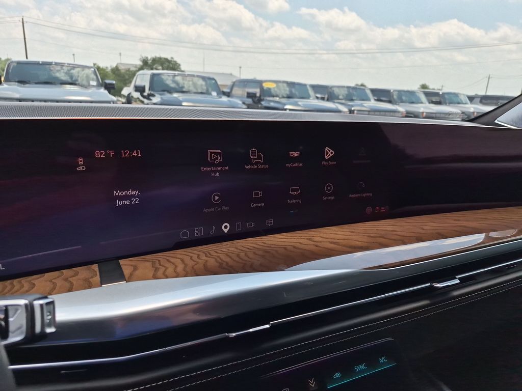 Used 2025 Black Cadillac Sport Platinum image 28