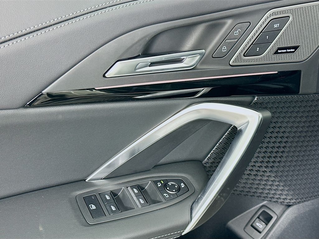 Thumbnail: 2026 BMW X1 - 20