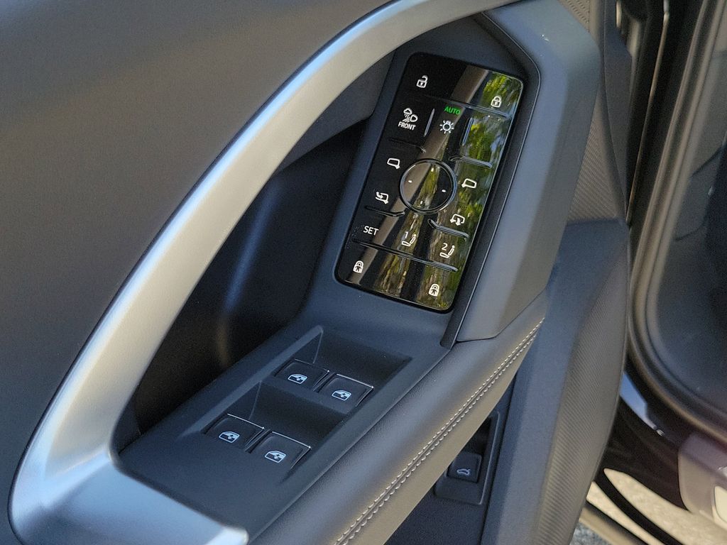 New 2026 Black Audi 2.0T Premium Plus image 21