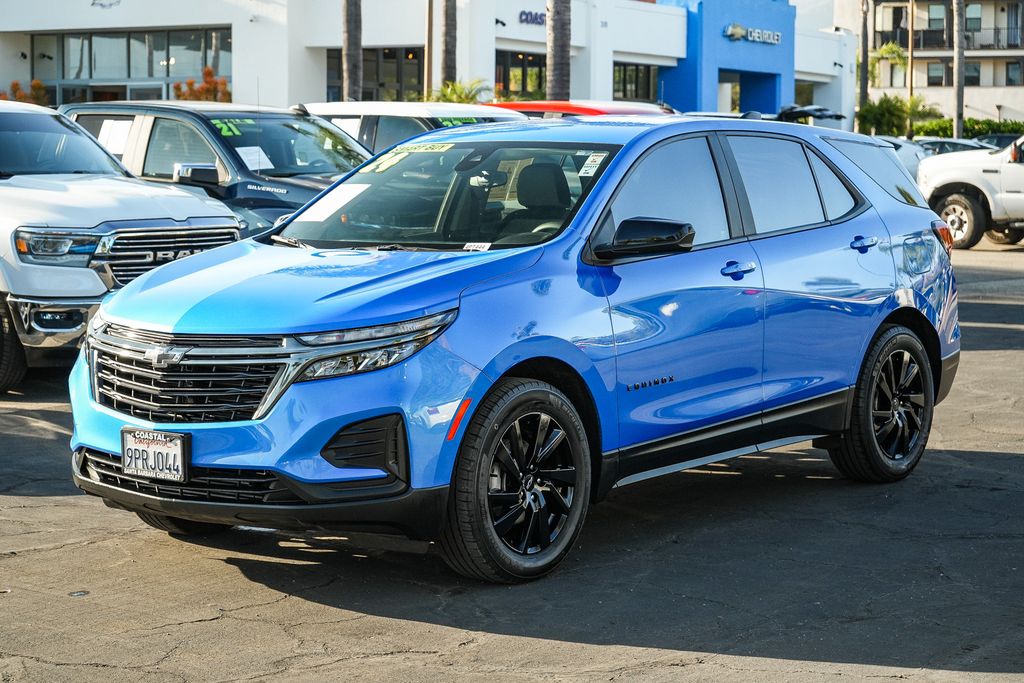 View vehicle photo 3