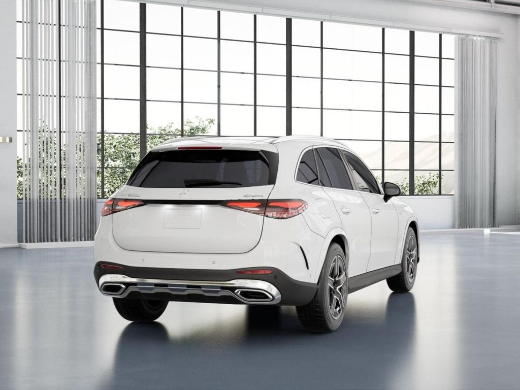 Thumbnail: 2025 Mercedes-Benz GLC - 23