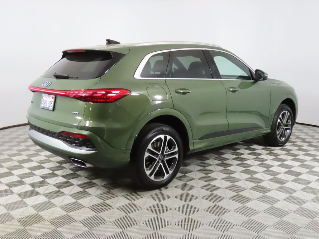 Thumbnail: 2025 Audi Q5 - 5