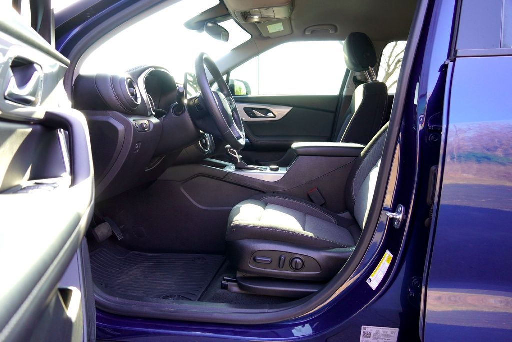 Used Car 2023 Chevrolet Blazer  Lt For Sale Under $25,000 In Taylor, Texas