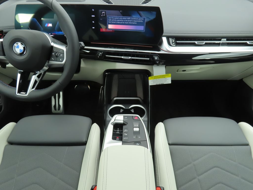 Thumbnail: 2026 BMW X1 - 13