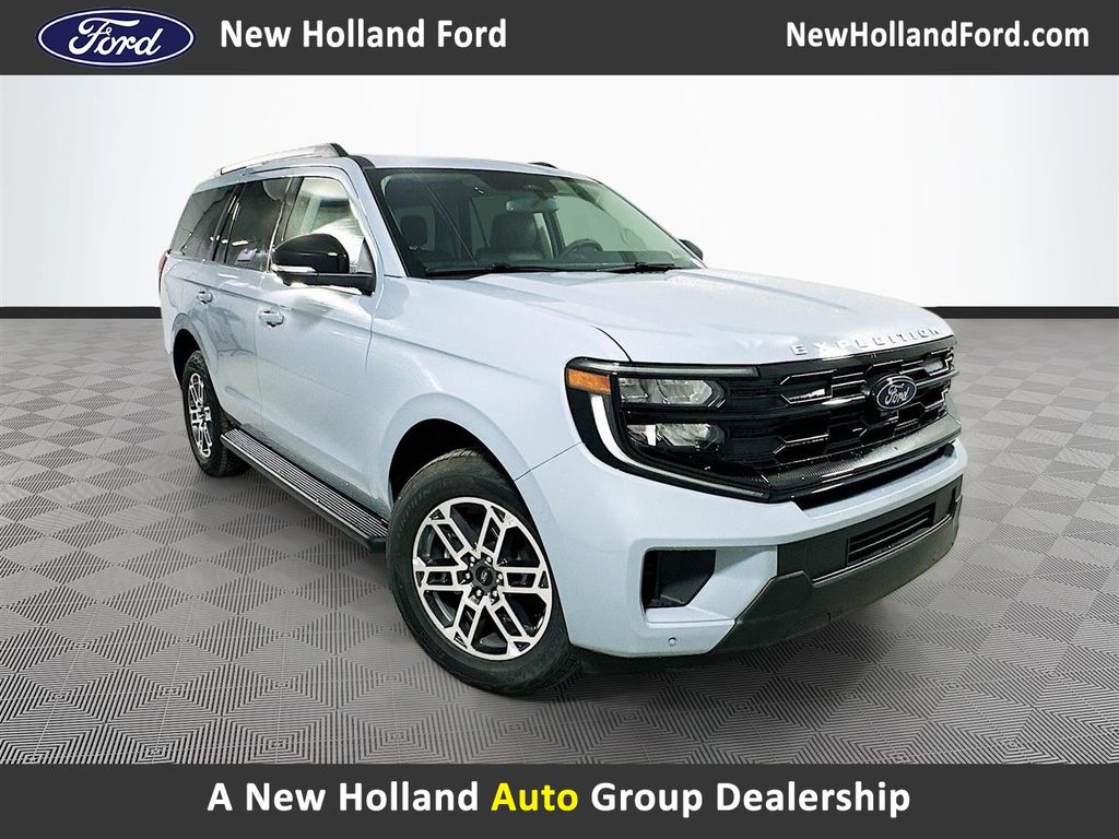 Gray Metallic 2026 Ford Expedition SUV / Crossover Four-Wheel Drive Automatic