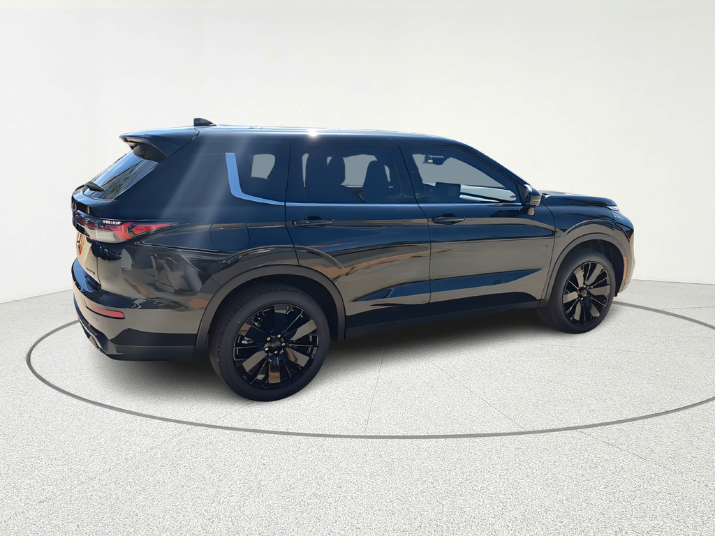 2026 Mitsubishi Outlander LE - 6