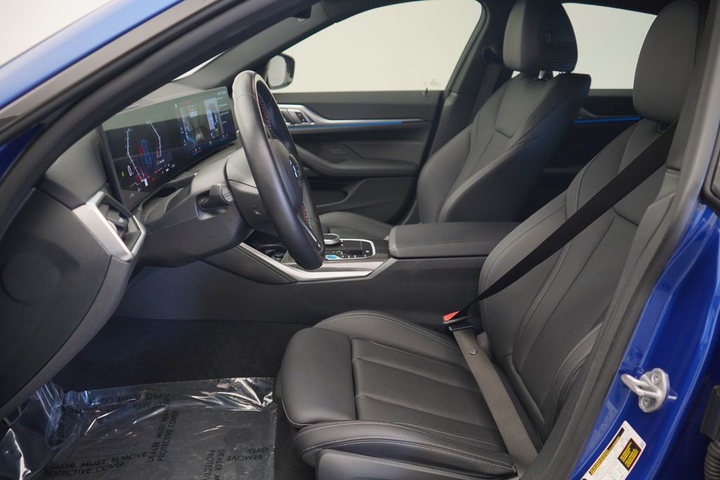 Thumbnail: 2023 BMW i4 - 6