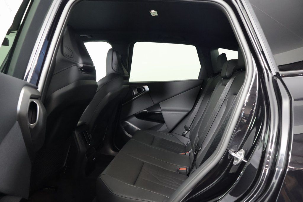 Thumbnail: 2026 BMW X3 - 6