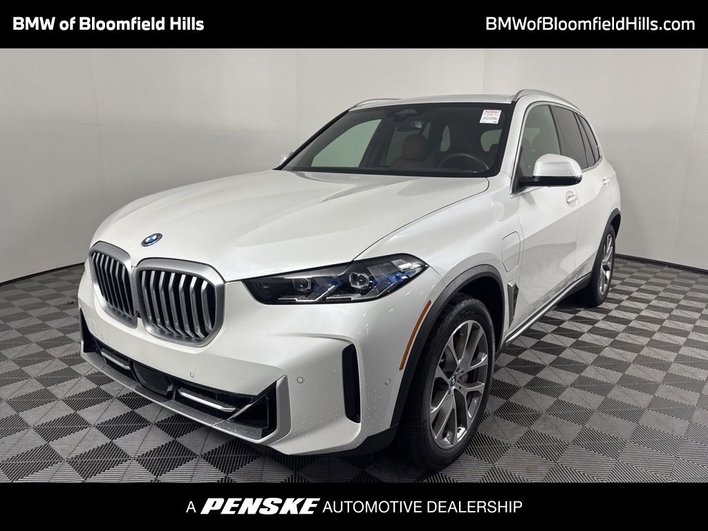 2025 BMW X5 xDrive50e's photo