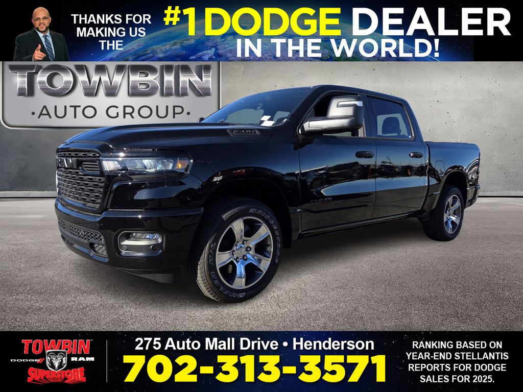 2026 RAM 1500 Express Crew Cab 4WD