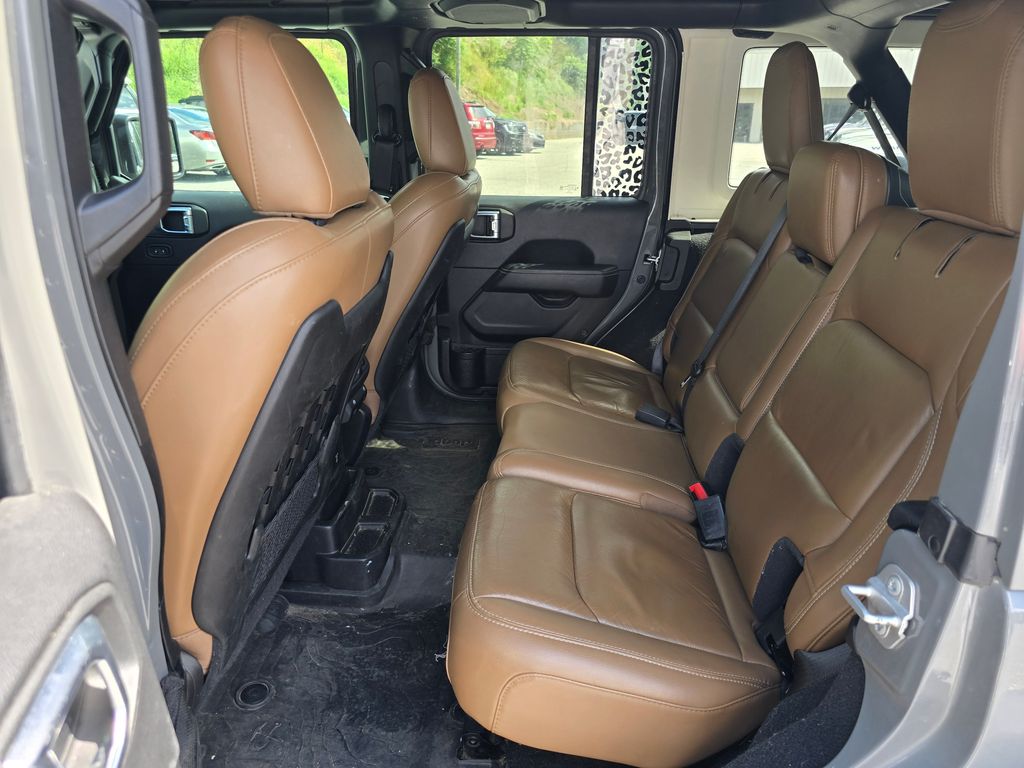 2021 Sting-Gray Clearcoat Jeep Wrangler Unlimited Rubicon 4X4 SUV