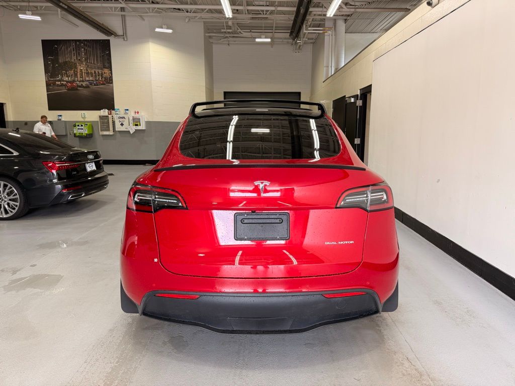 2022 Tesla Model Y Long Range 4