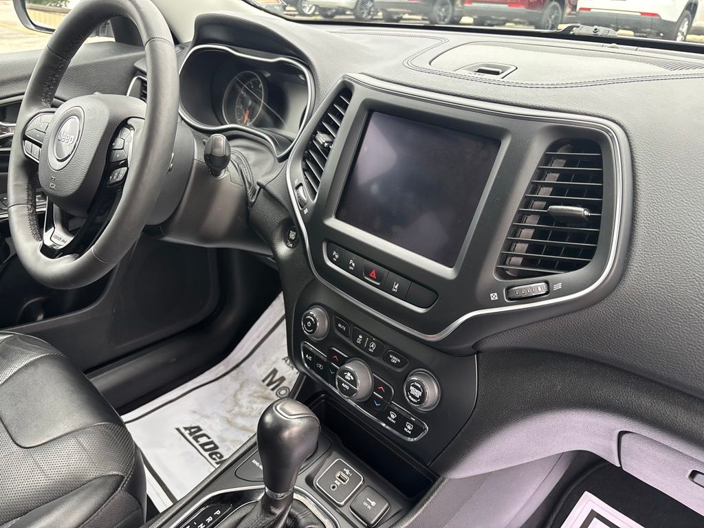 Used 2023 Jeep Cherokee SUV